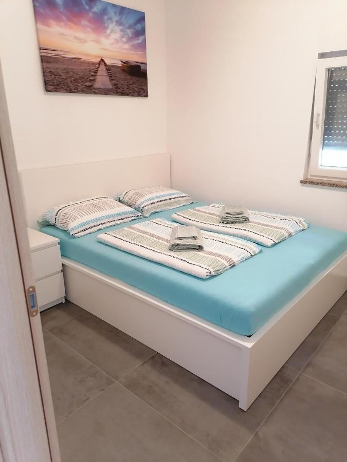 Holiday Park Mimoza Bašanija المظهر الخارجي الصورة